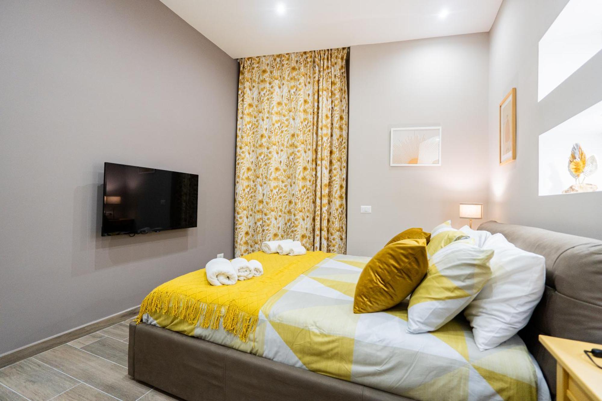 La Casa Di Bianca - Modern Suites Near Plebiscito Naples Extérieur photo