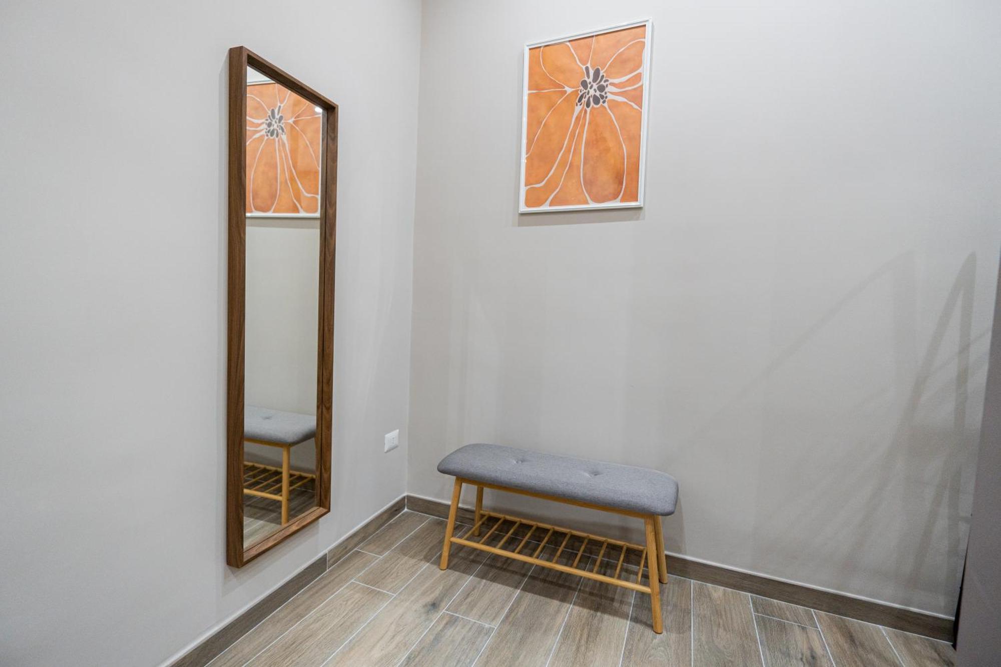 La Casa Di Bianca - Modern Suites Near Plebiscito Naples Extérieur photo